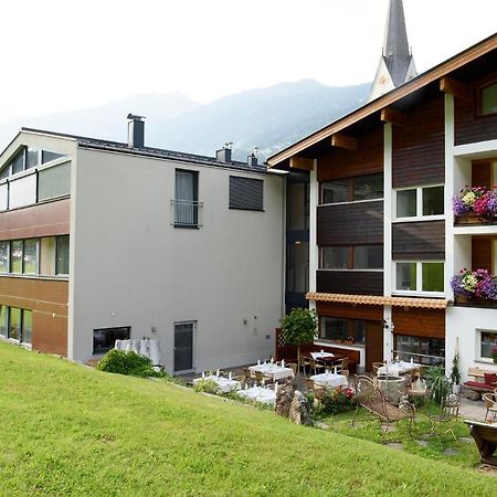 Hotel Silbertal Eksteriør billede